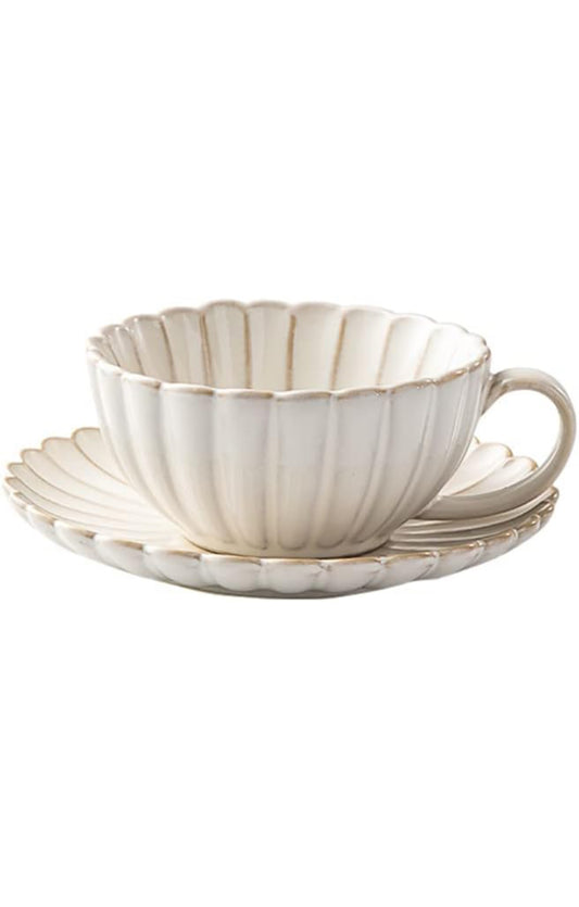 *Scalloped Cafe Set |  Cream  ** SHIPS WEEK OF 9/8 **